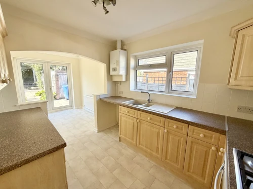 Detached Bungalow Main Photo