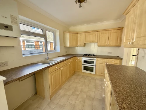 Detached Bungalow Main Photo