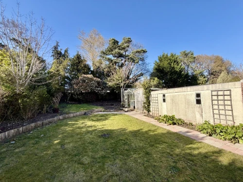 Detached Bungalow Main Photo