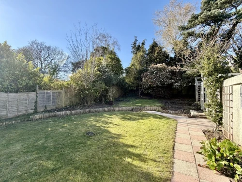 Detached Bungalow Main Photo