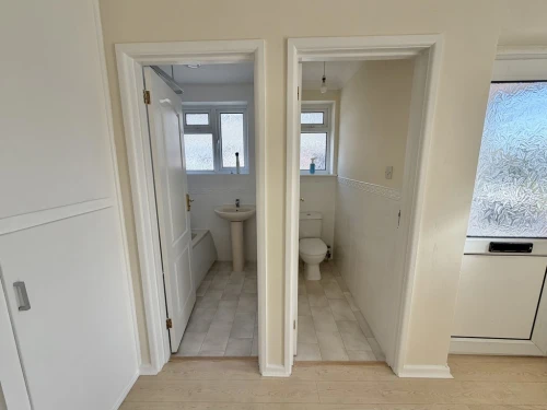 Detached Bungalow Main Photo