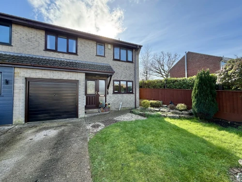 Semi-Detached House Main Photo