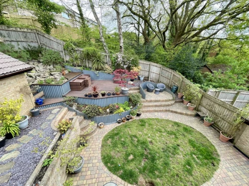 Detached House Main Photo