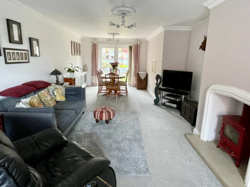 Detached House Main Photo