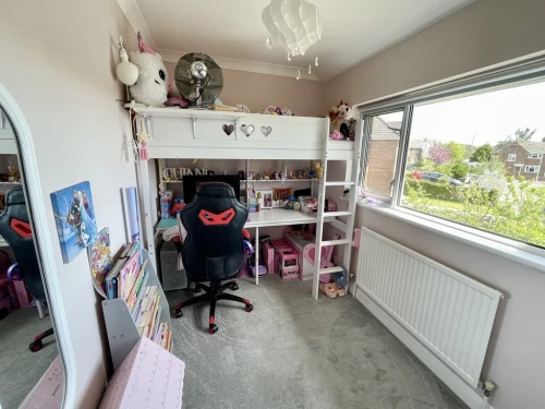 Semi-Detached House Main Photo