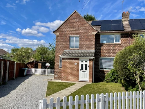 Semi-Detached House Main Photo