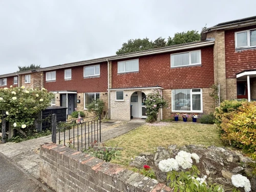 Mid Terraced House Main Photo