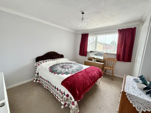 Mid Terraced House Main Photo