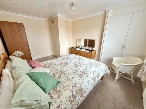 Mid Terraced House Main Photo