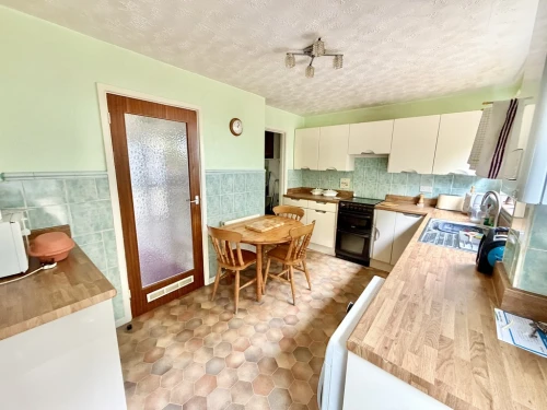 Mid Terraced House Main Photo