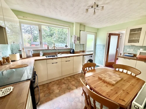 Mid Terraced House Main Photo