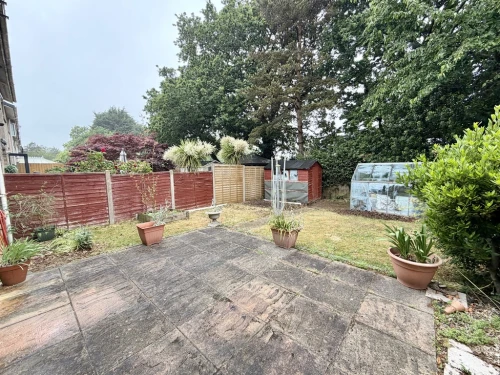 Mid Terraced House Main Photo
