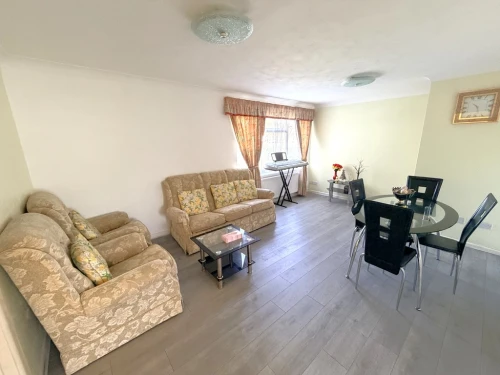 Apartment Photo 2