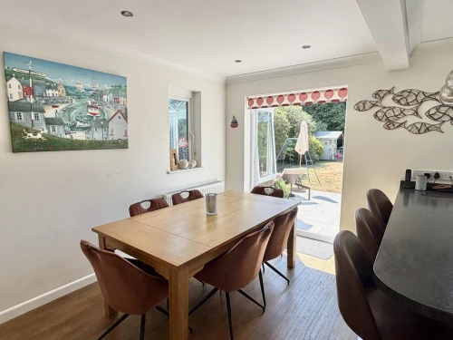 Detached House Main Photo