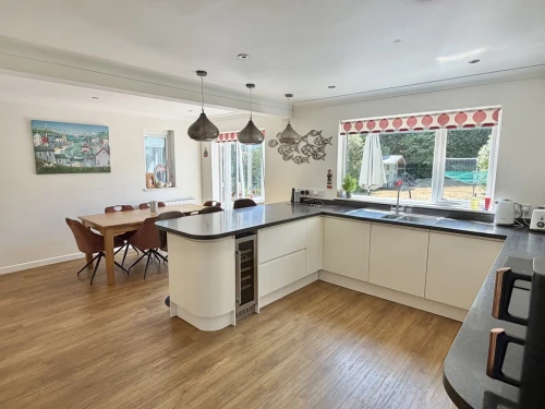 Detached House Main Photo