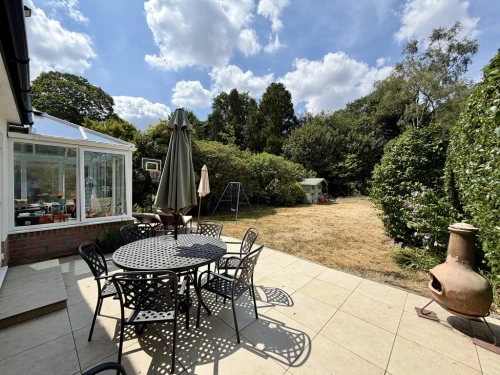 Detached House Main Photo
