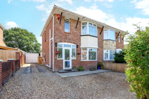 Semi-Detached House Main Photo