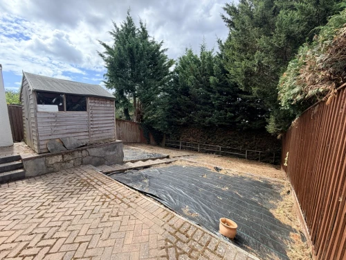Semi-Detached House Main Photo