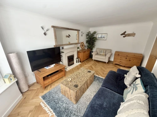 Detached House Main Photo