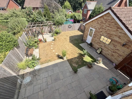 Detached House Main Photo