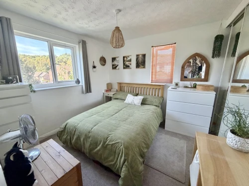 End Terraced House Main Photo