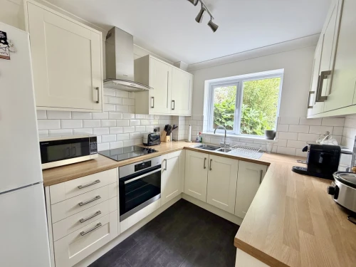 Semi-Detached House Main Photo