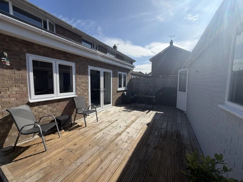 Semi-Detached House Main Photo