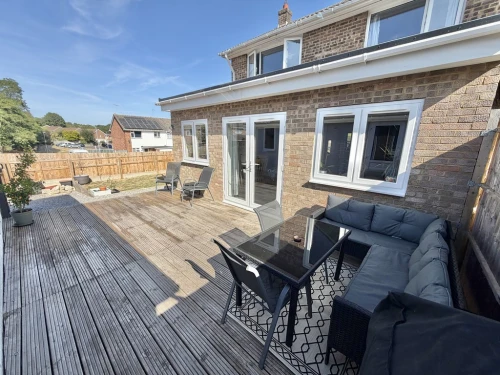 Semi-Detached House Main Photo