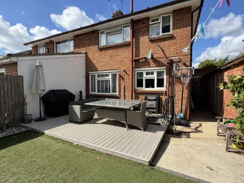 Semi-Detached House Main Photo