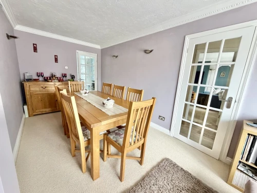 Detached House Main Photo