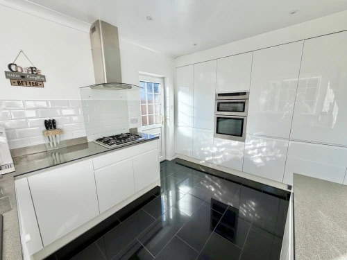 Chalet Bungalow Main Photo