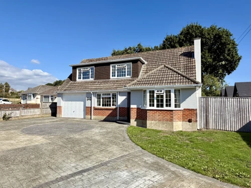 Chalet Bungalow Main Photo