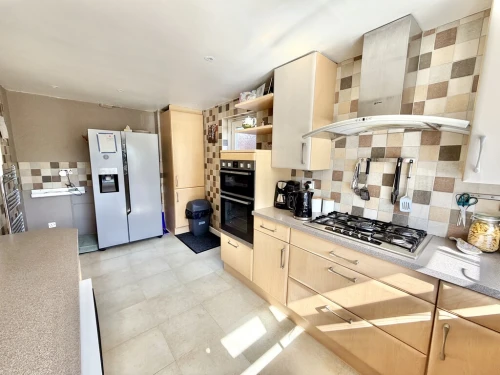 Detached House Main Photo