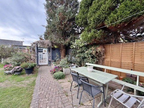 Detached House Main Photo