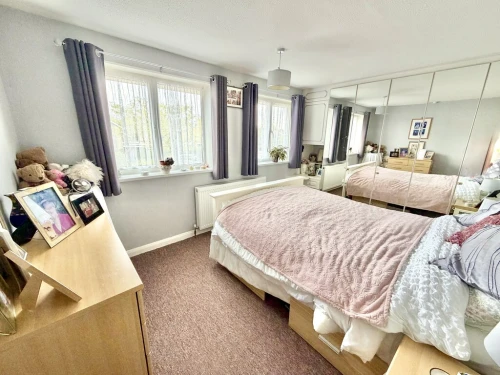 Detached House Main Photo