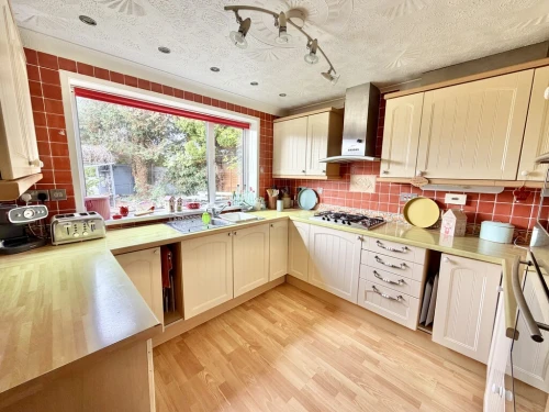 Detached House Main Photo