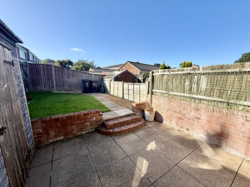 Mid Terraced House Main Photo
