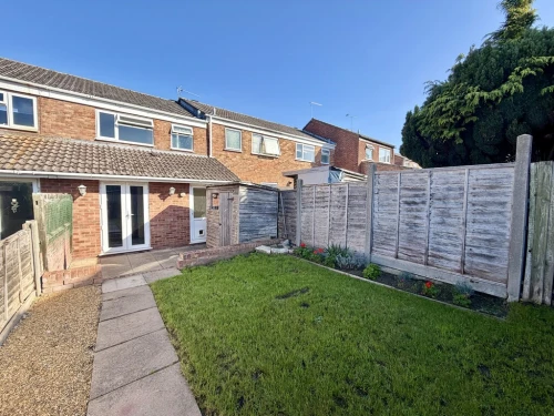 Mid Terraced House Main Photo