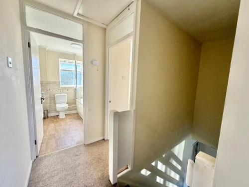 Mid Terraced House Main Photo